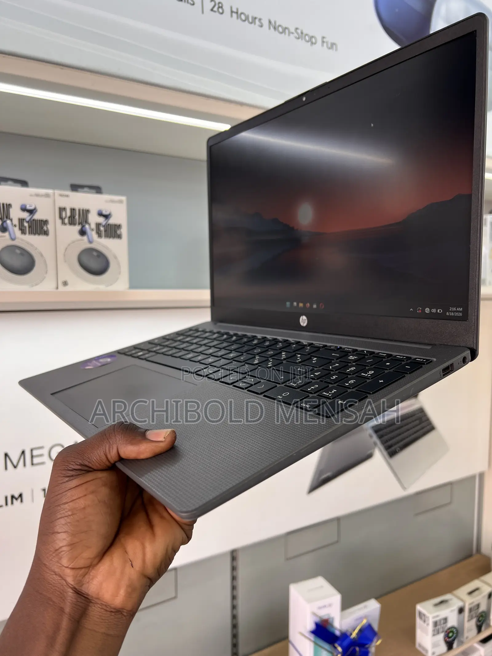 New Laptop HP 255 16GB Intel Core i5 SSHD (Hybrid) 512GB