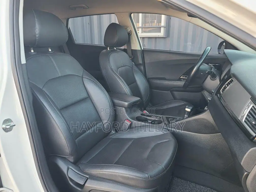 Kia Niro Plug-In Hybrid 2018 White