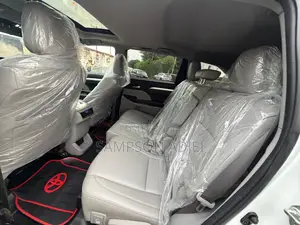 Toyota Highlander 2018 White