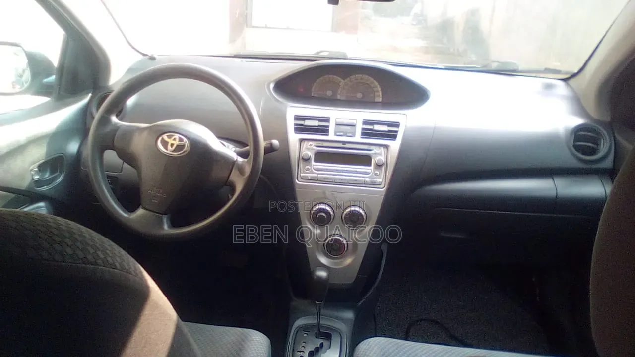 Toyota Yaris 2009 Blue