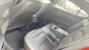 Hyundai Elantra 2016 Red