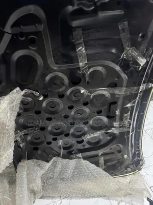 C300 Bonnet