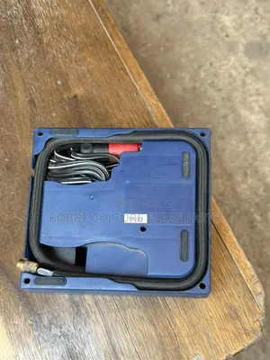 Original Brand New Emergency Electronic Tyre Pump Available for Cars