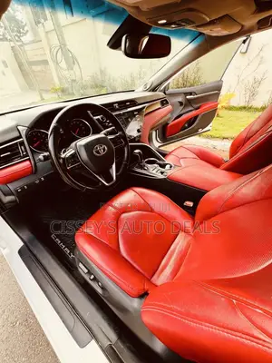 Toyota Camry XSE FWD 2020 White