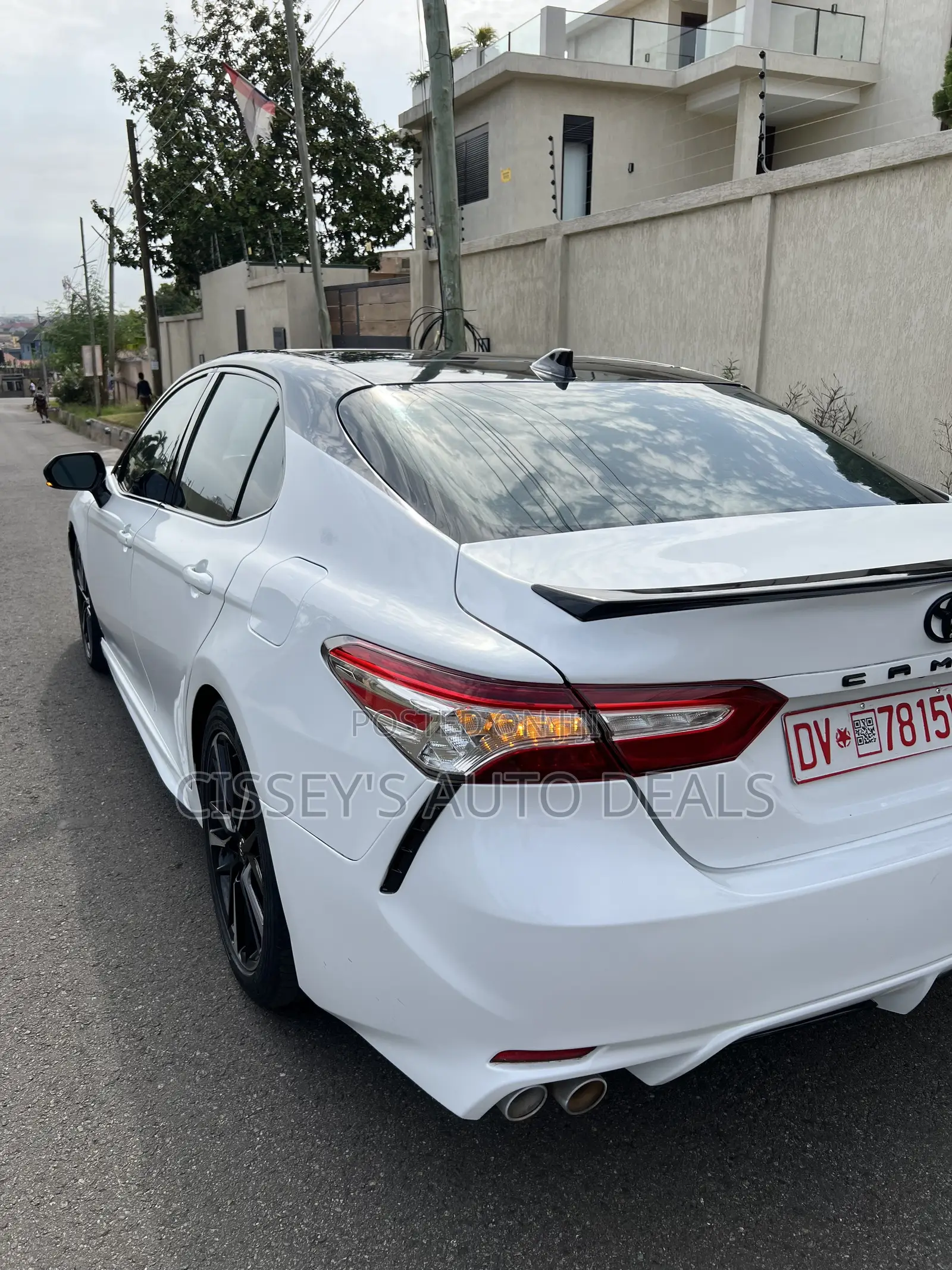 Toyota Camry XSE FWD 2020 White