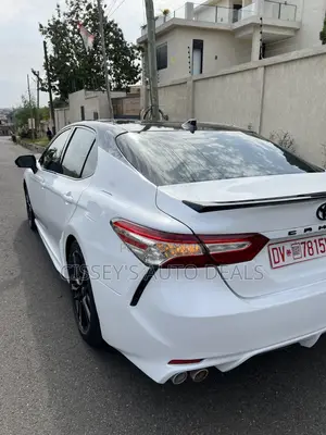 Toyota Camry XSE FWD 2020 White