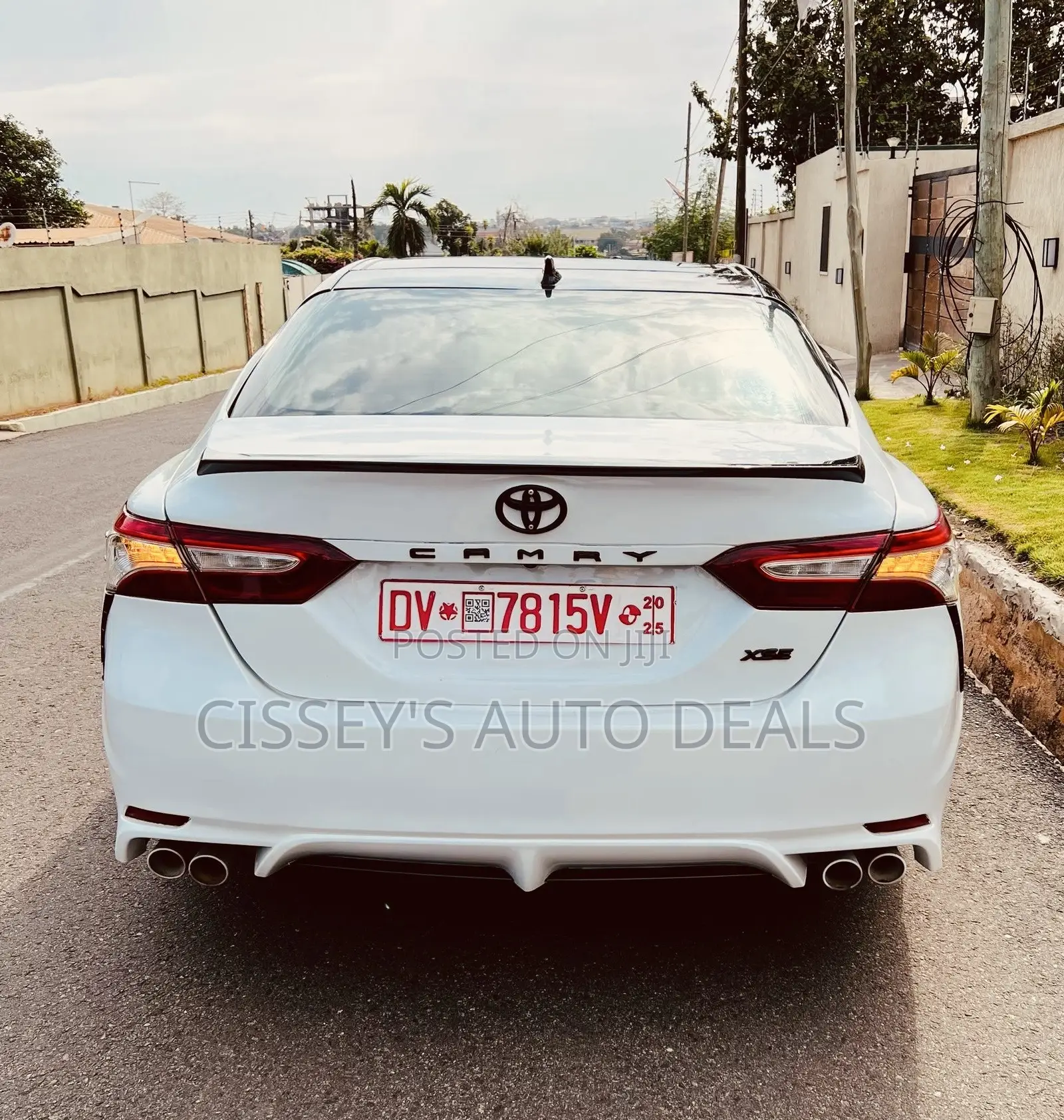 Toyota Camry XSE FWD 2020 White