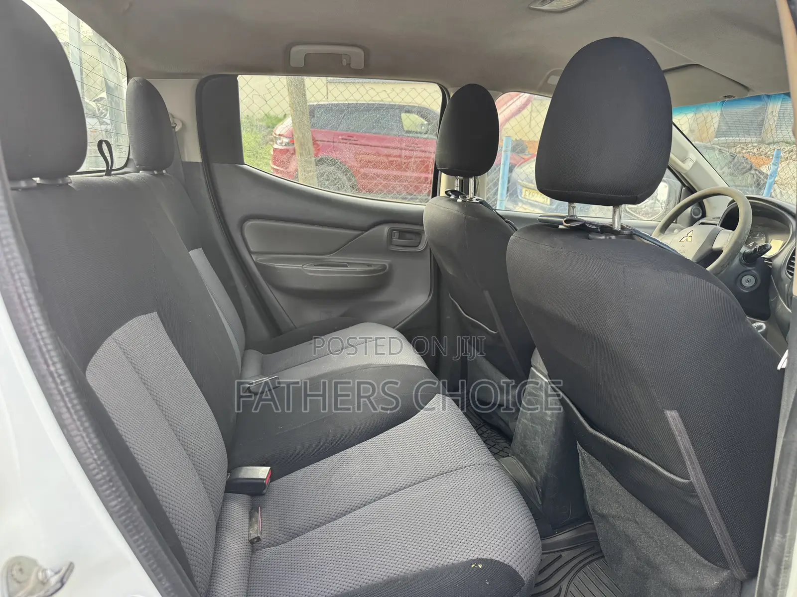 Mitsubishi L200 Double Cab 2.4 181hp 4WD 2017 White