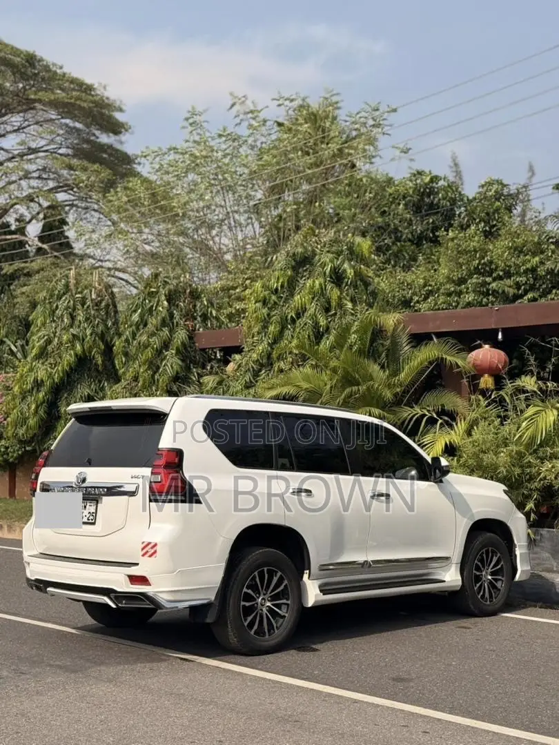 Toyota Land Cruiser Prado 2.7 2020 White