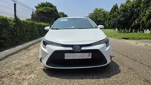Toyota Corolla L 2021 White