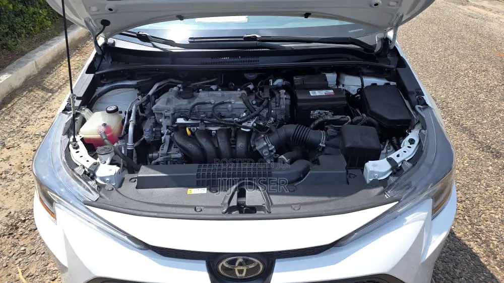 Toyota Corolla L 2021 White