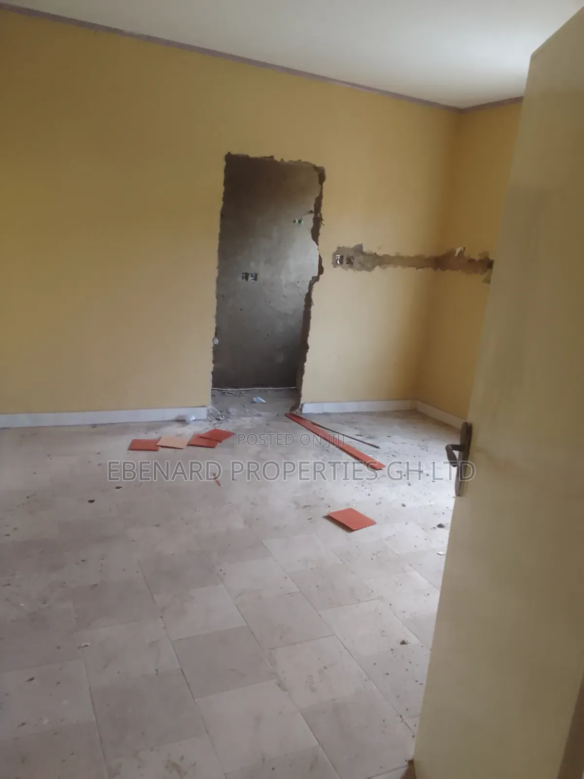 2bdrm House in Ebenard Properties, Coca Cola for rent