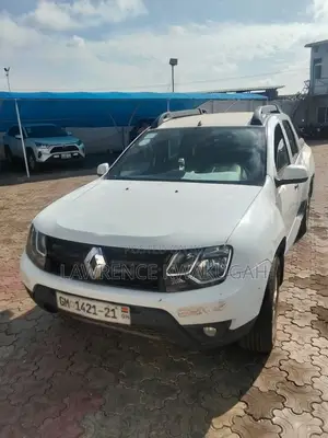 Renault Duster 2021 White