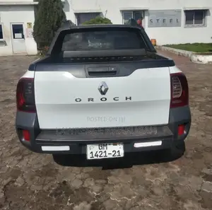 Renault Duster 2021 White