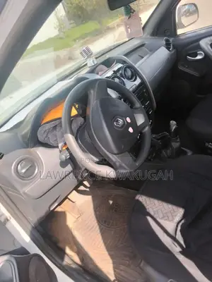 Renault Duster 2021 White
