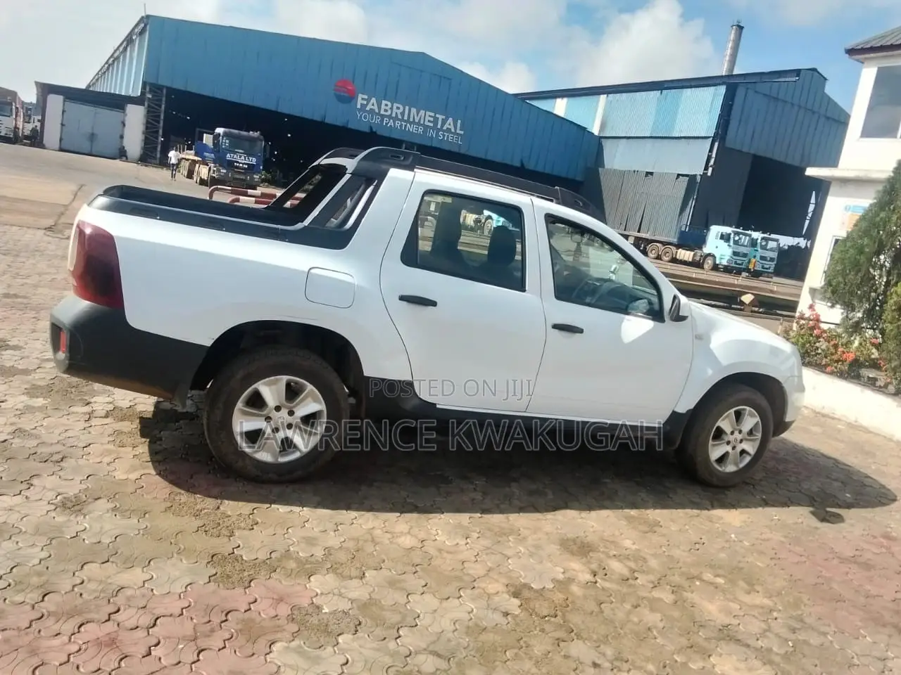 Renault Duster 2021 White
