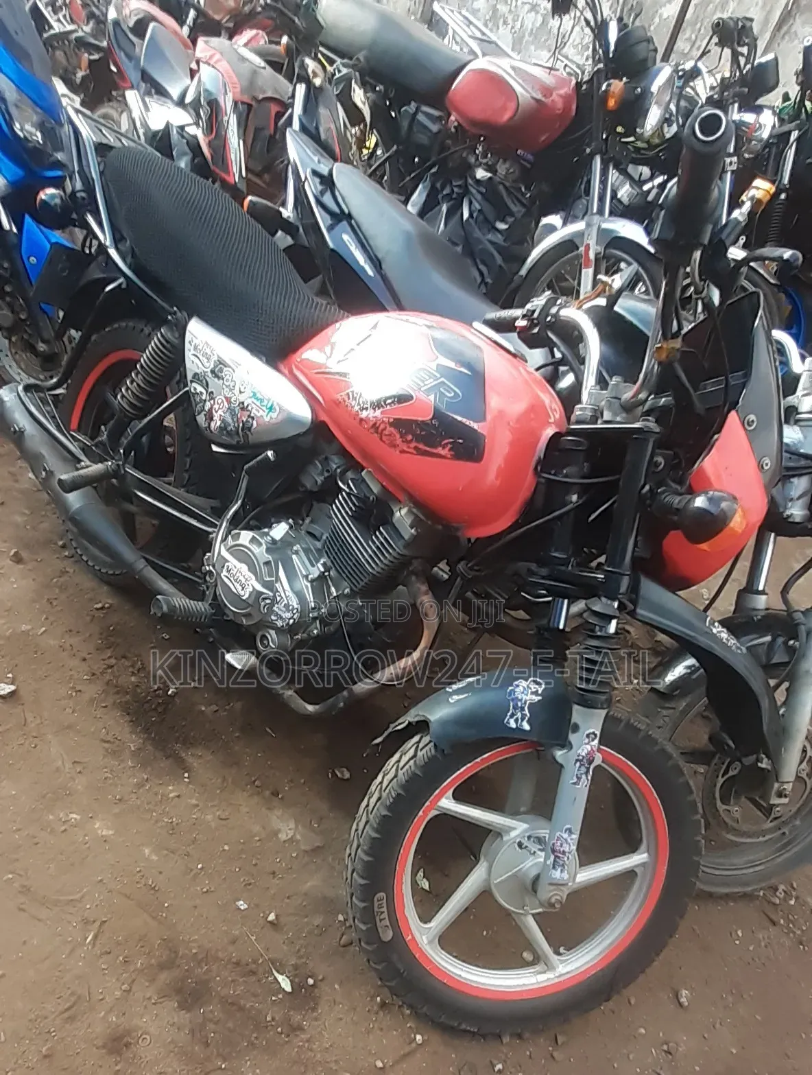 Bajaj Boxer 150 UG 2023 Gray