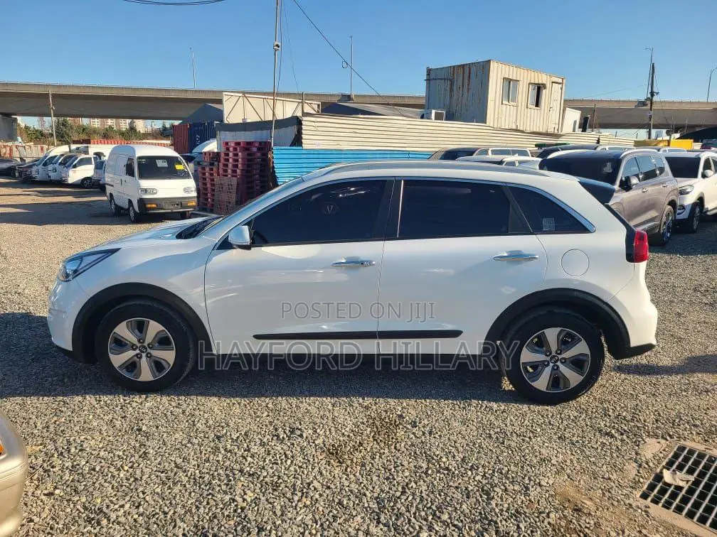 Kia Niro Plug-In Hybrid 2018 White