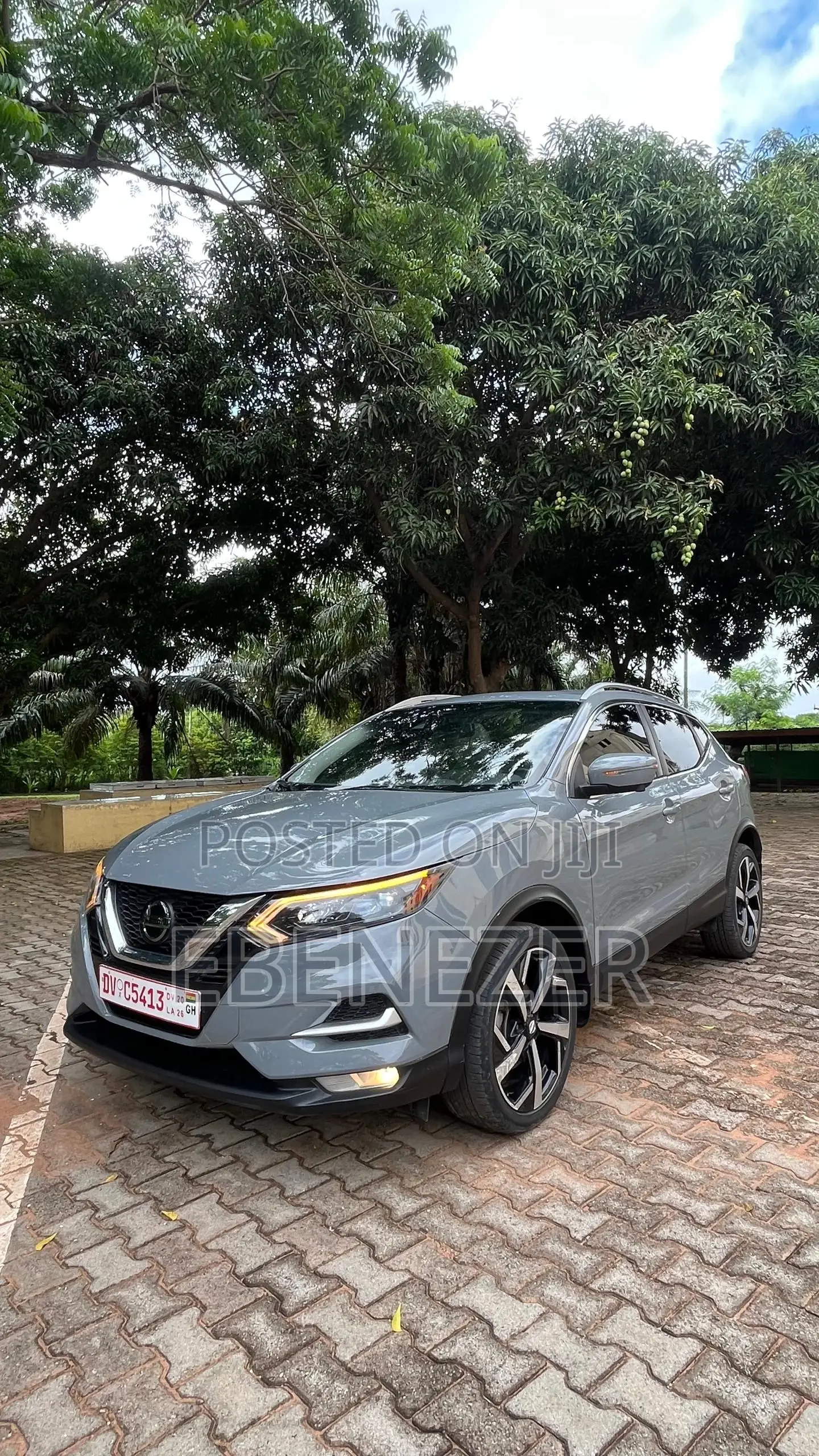 Nissan Rogue SV 2022 Gray