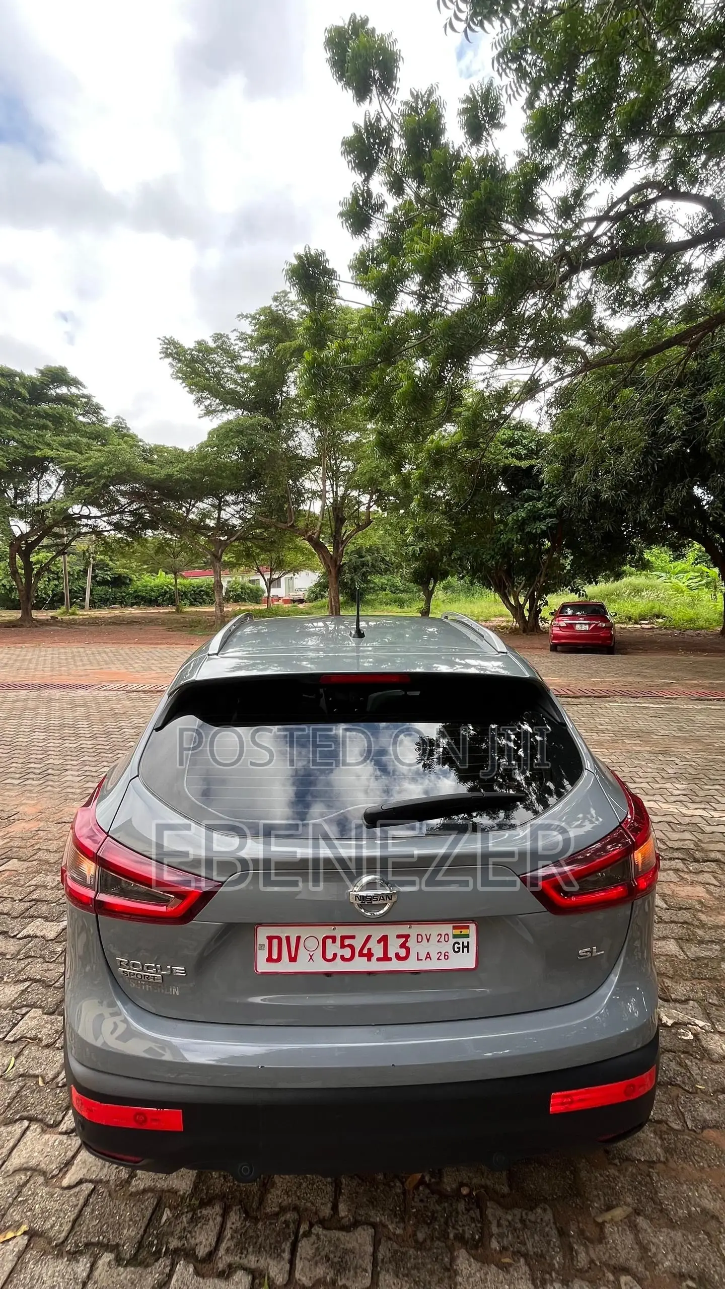 Nissan Rogue SV 2022 Gray