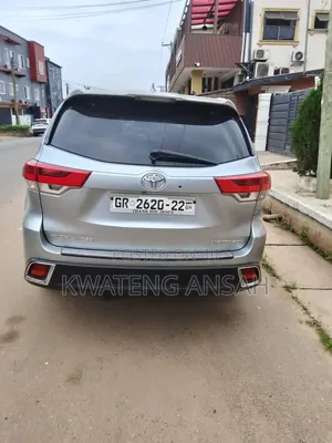 Toyota Highlander 2017 Silver