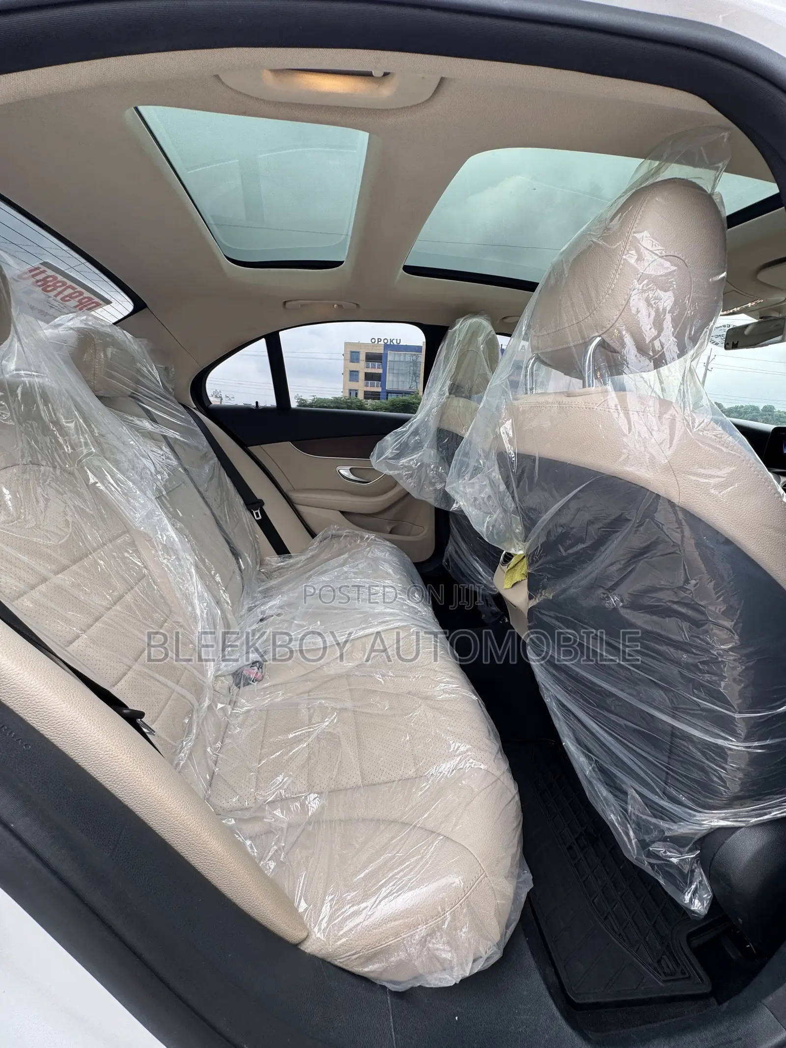 Mercedes-Benz C300 2019 White