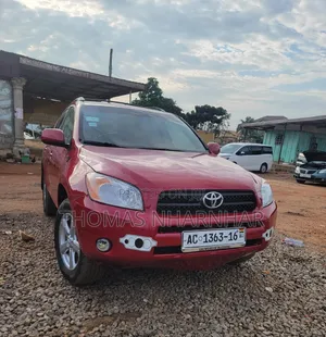 Toyota RAV4 2010 Red