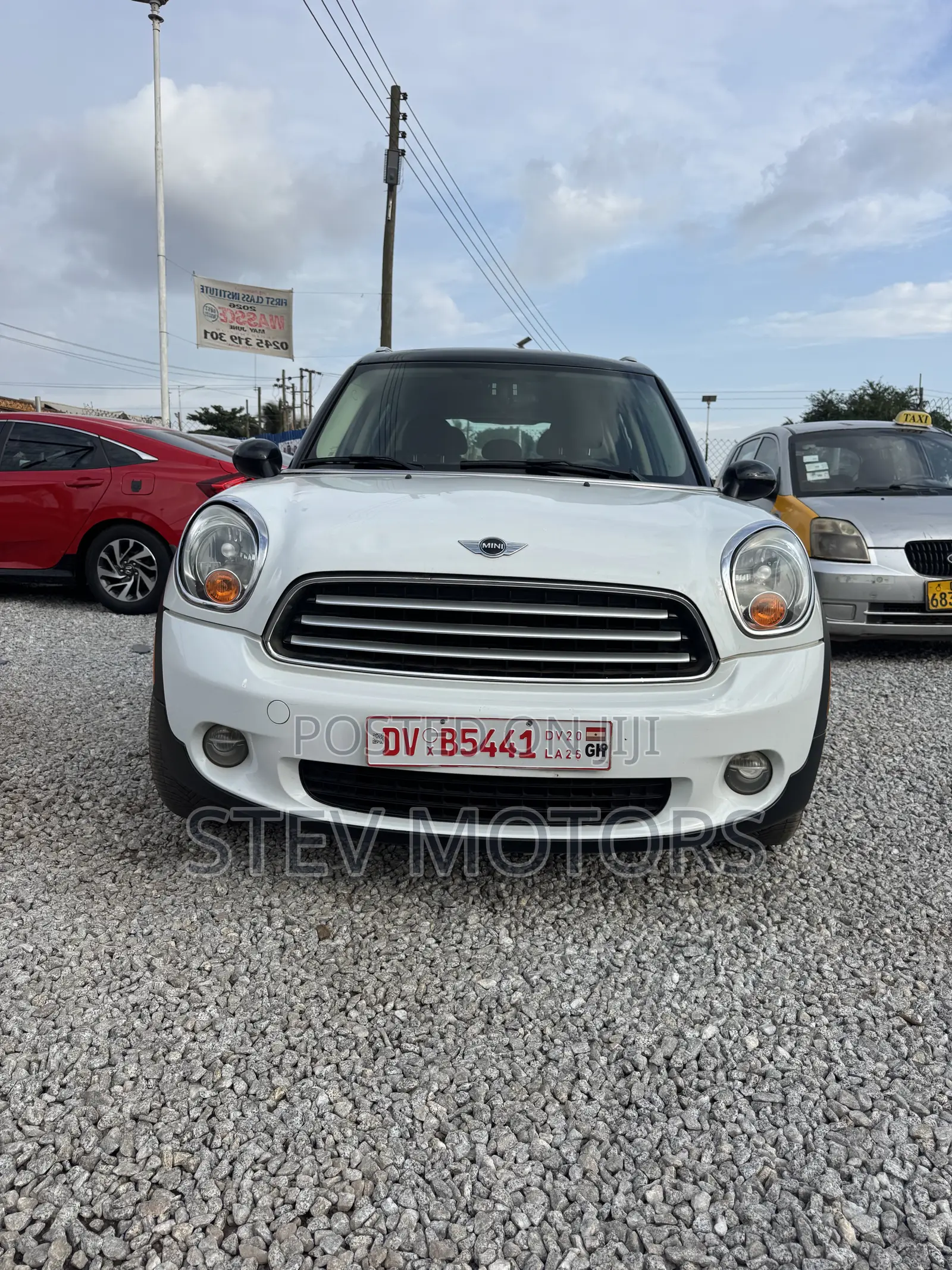 Mini Cooper 2dr Convertible (1.6L 4cyl 6M) 2014 White
