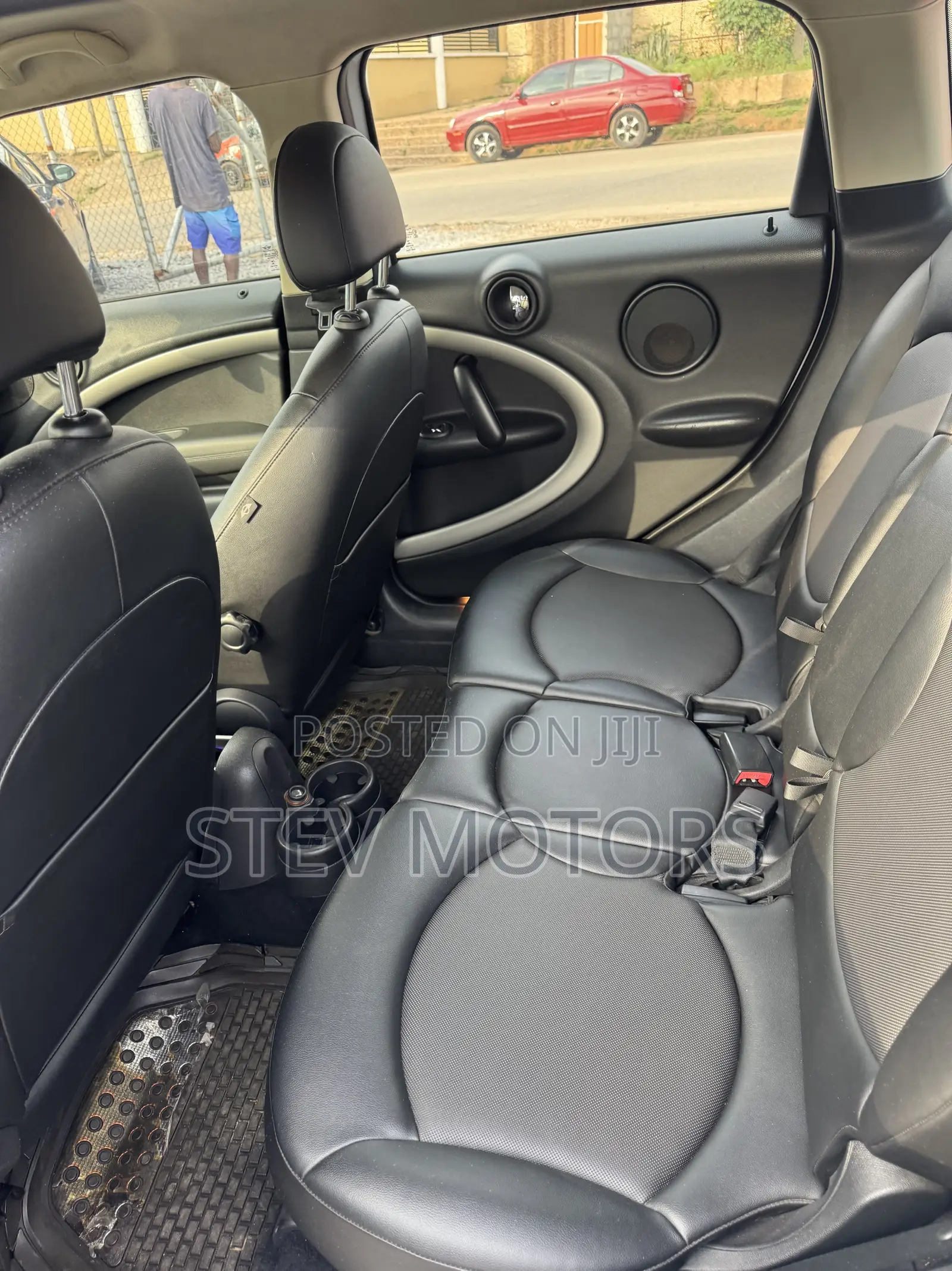 Mini Cooper 2dr Convertible (1.6L 4cyl 6M) 2014 White