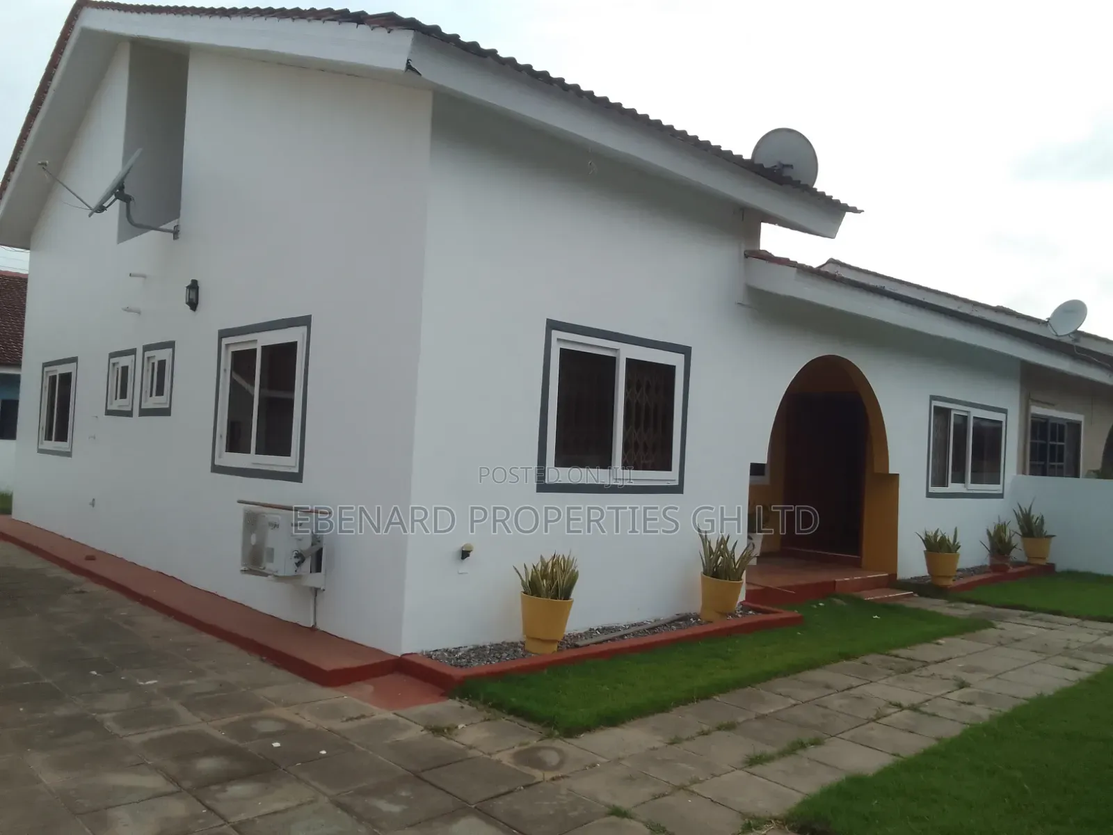 2bdrm House in Ebenard Properties, Coca Cola for rent