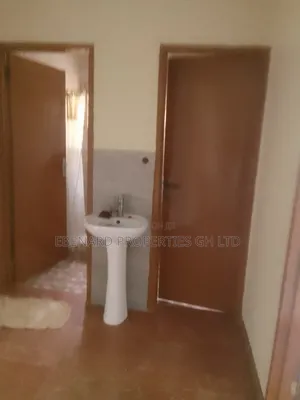2bdrm House in Ebenard Properties, Coca Cola for rent