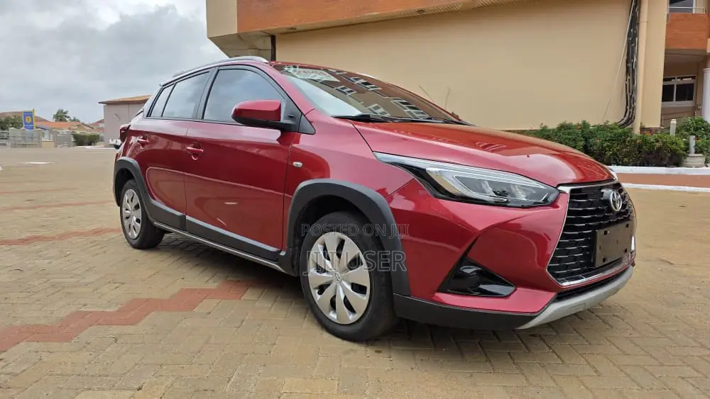 Toyota Yaris 2020 Red