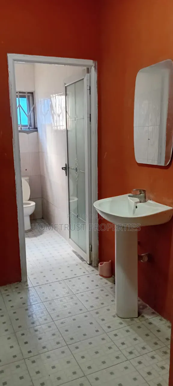 4bdrm House in Pokuase Afiaman for rent