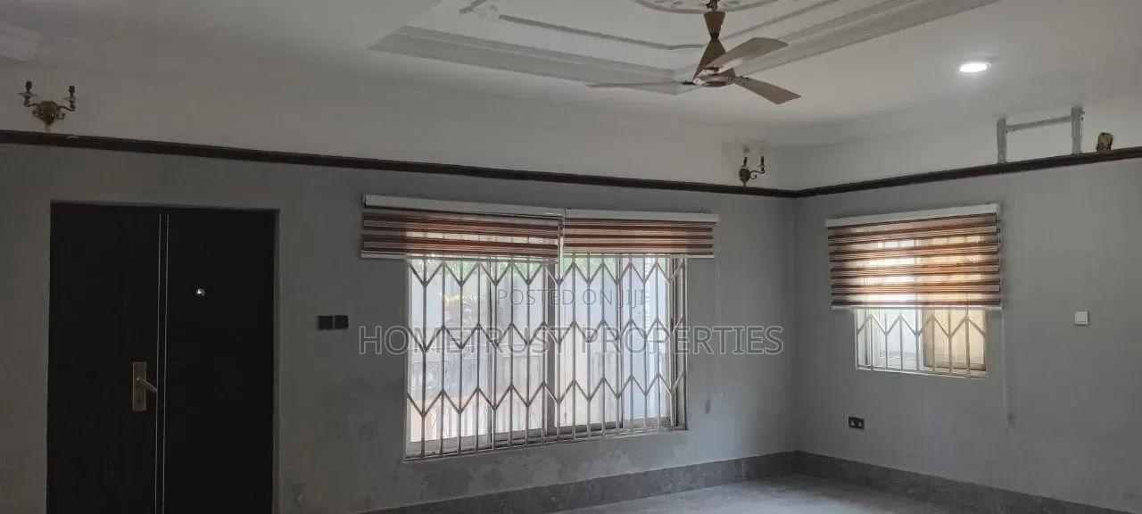 4bdrm House in Pokuase Afiaman for rent