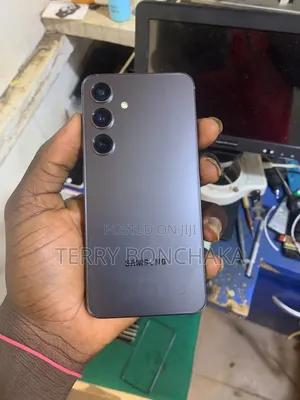 New Samsung Galaxy S24 128 GB Black