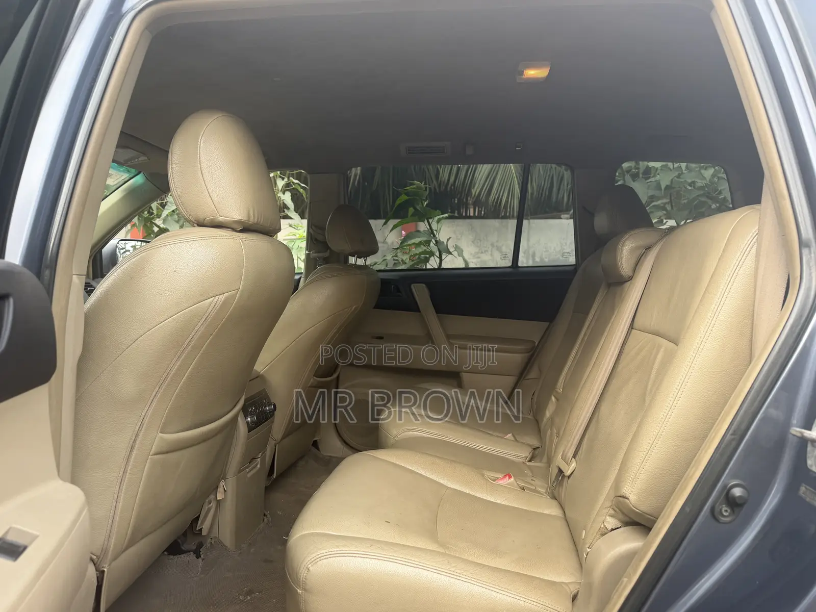 Toyota Highlander XLE 4dr SUV (3.5L 6cyl 6A) 2014