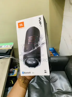 JBL Flip 7 | Portable Waterproof and Drop-Proof Speaker