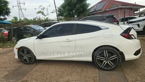 Honda Civic 2019 White