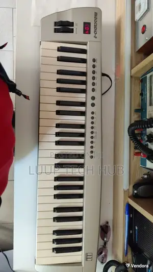 Miditech Midistudio 2 Keyboard. USB Midi Keyboard