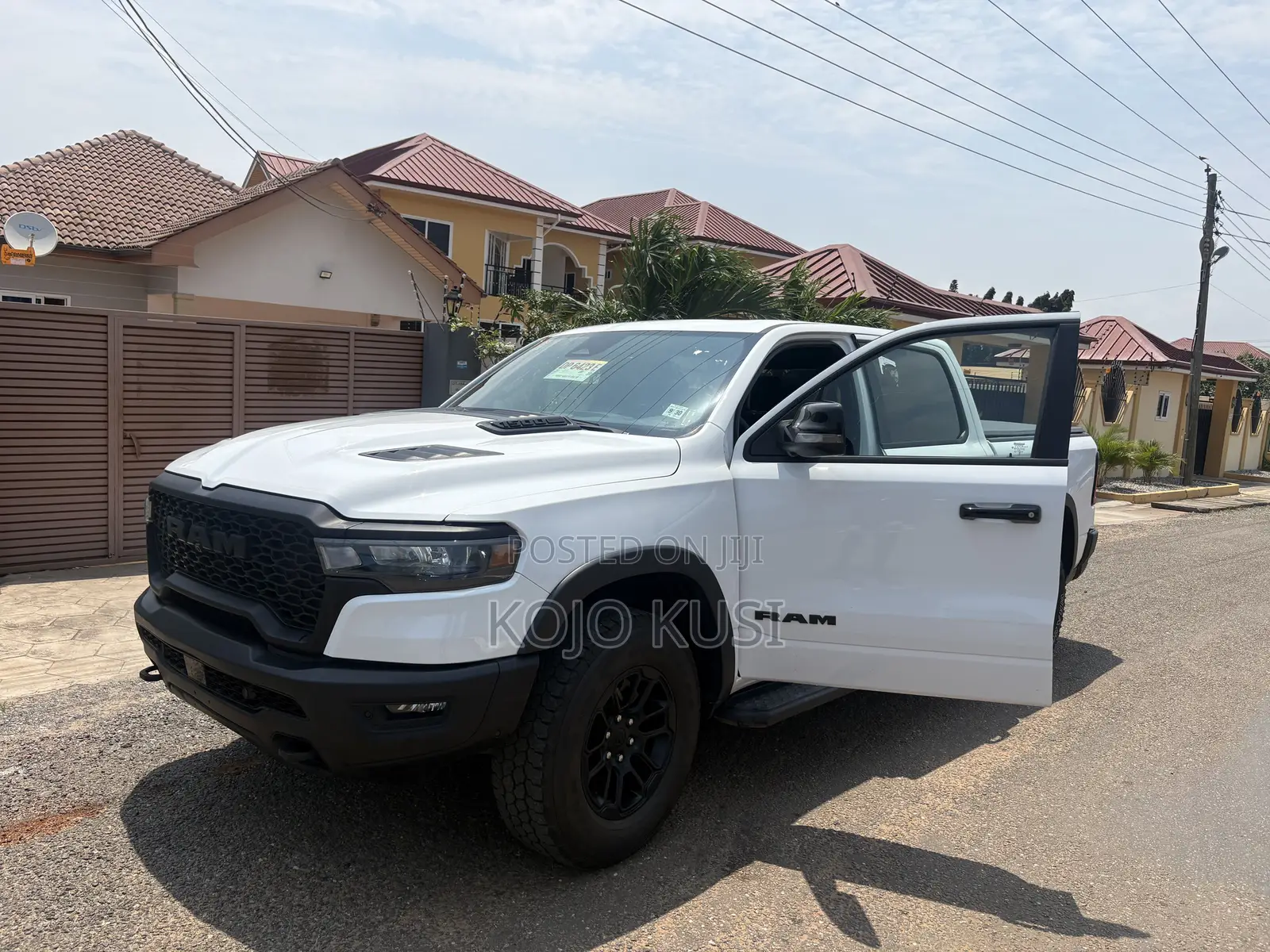 RAM 1500 Rebel Crew Cab 4WD 5.6 ft SB 2025 White