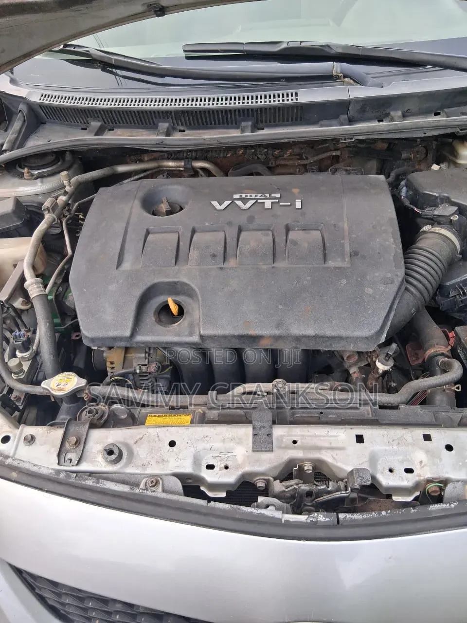 Toyota Corolla 2010 Silver