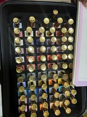 Klarna Nail Polish for Nail Techs