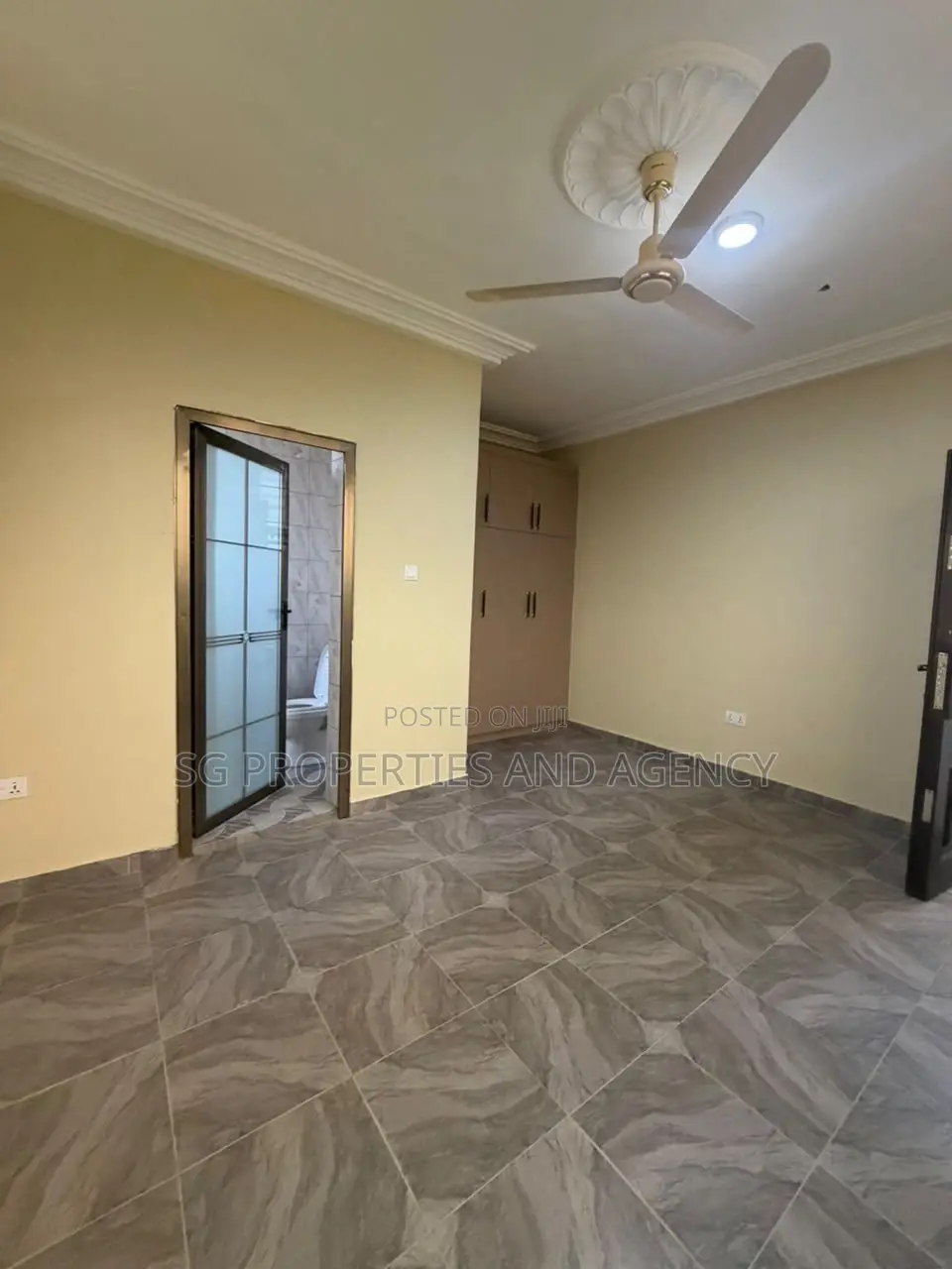 1bdrm Apartment in Lashibi, Sakumono for rent