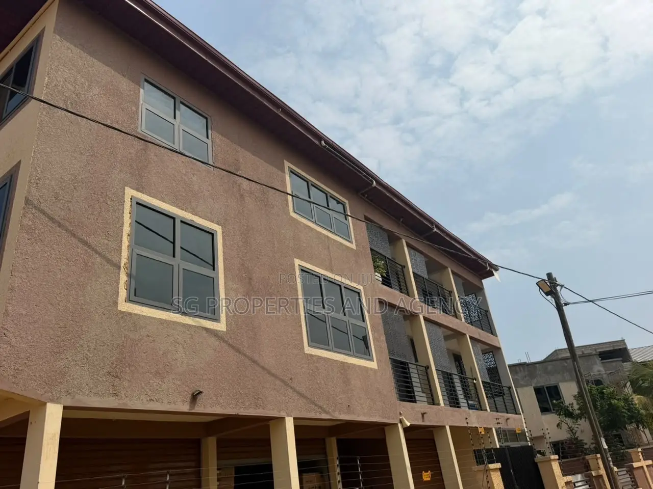 1bdrm Apartment in Lashibi, Sakumono for rent