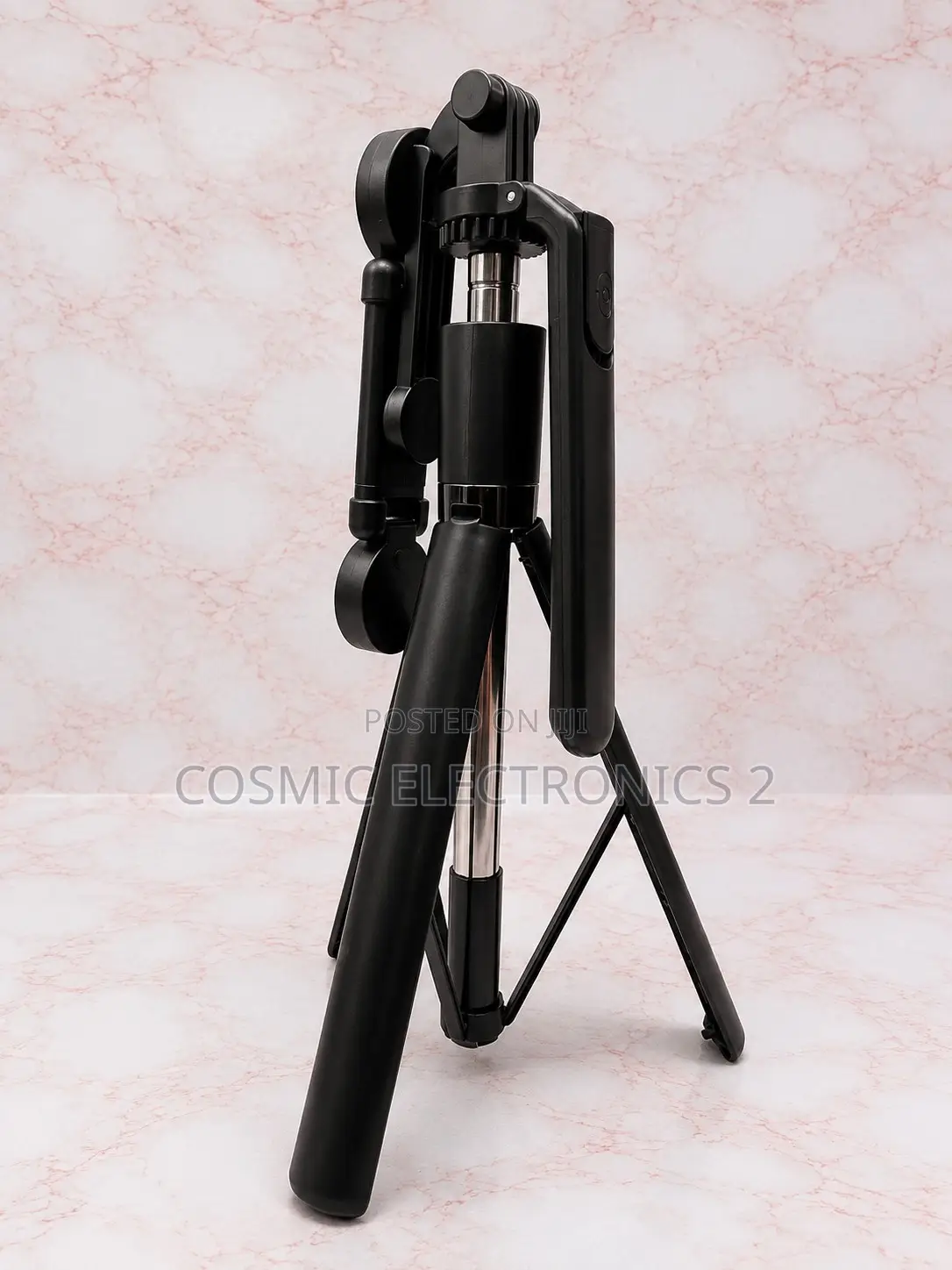 R16K Foldable Selfie Stick Tripod With Bluetooth Remote