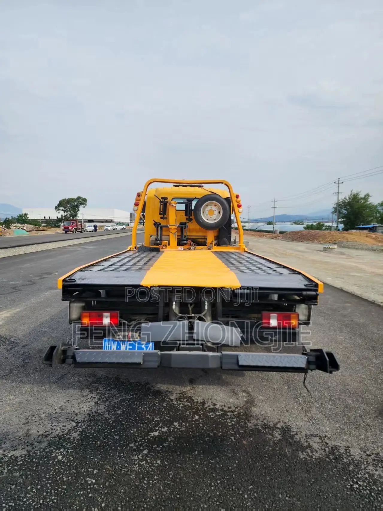 Used HOWO Wrecker Recovery Truck, in Perfect Condition.