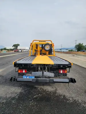 Used HOWO Wrecker Recovery Truck, in Perfect Condition.