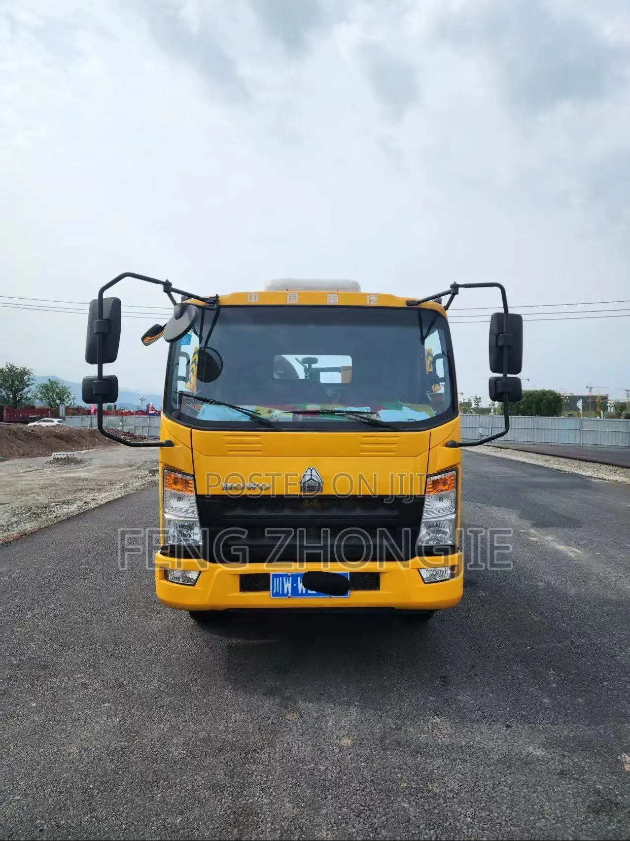Used HOWO Wrecker Recovery Truck, in Perfect Condition.