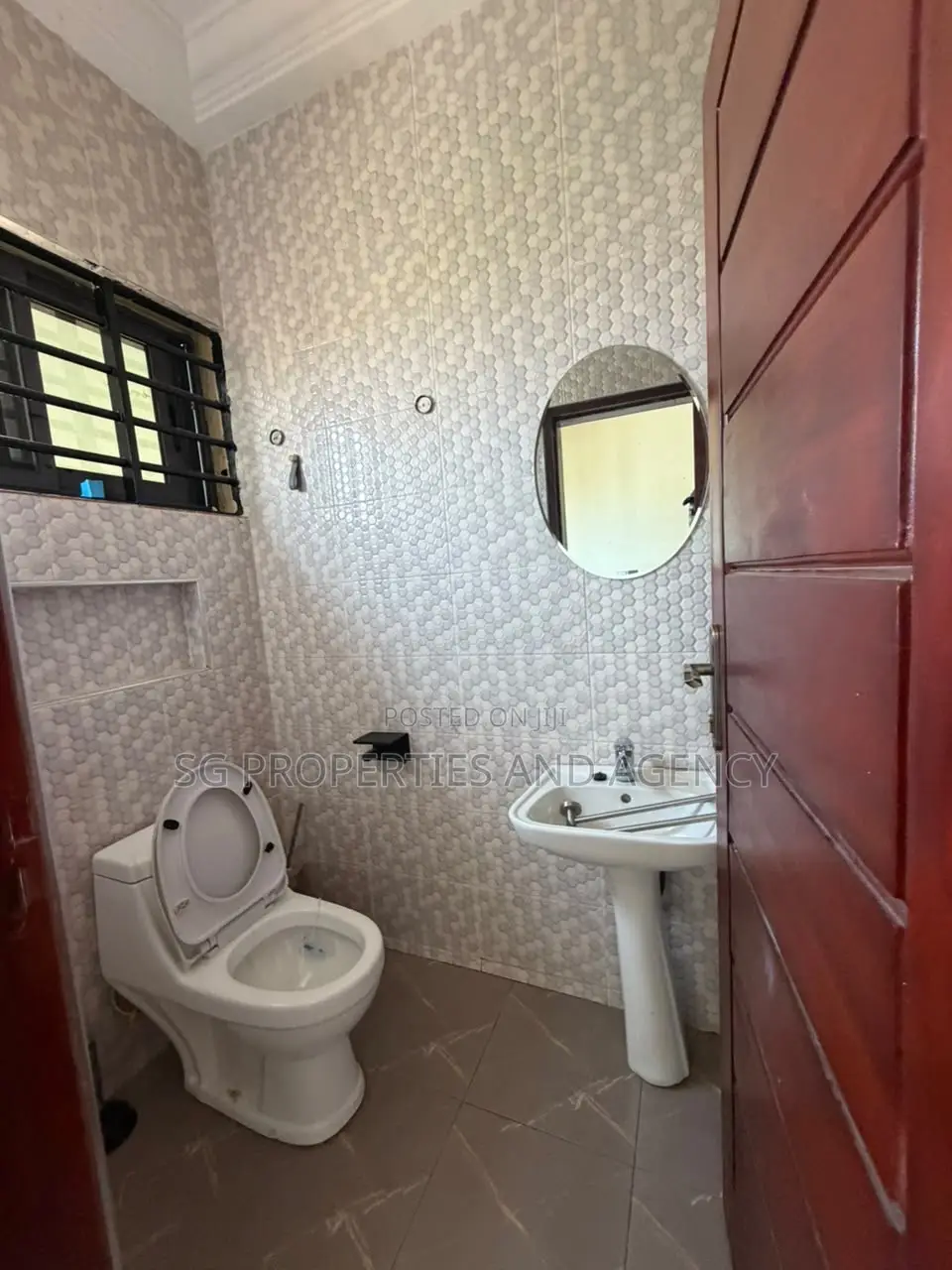 1bdrm Apartment in Borteyman, Accra Metropolitan for rent