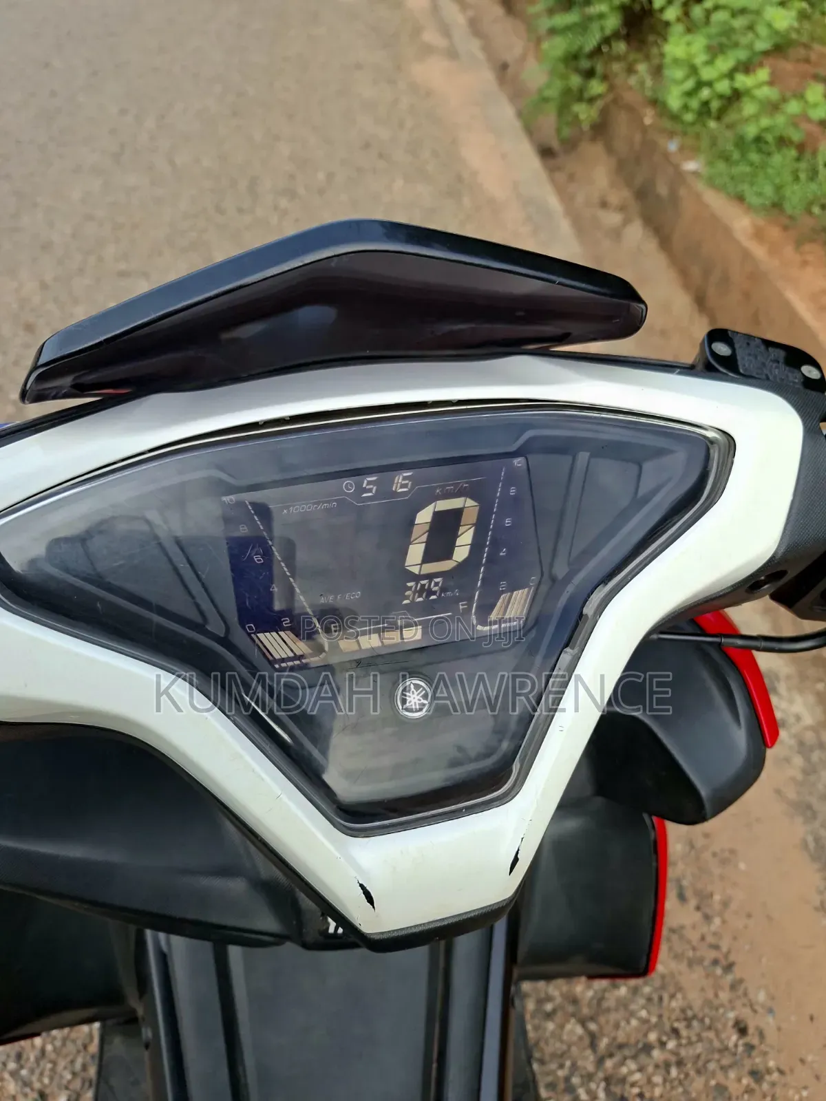 Yamaha Aerox 2025 White